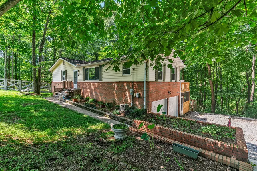 6202 Dyer Rd, Goodlettsville, TN 37072