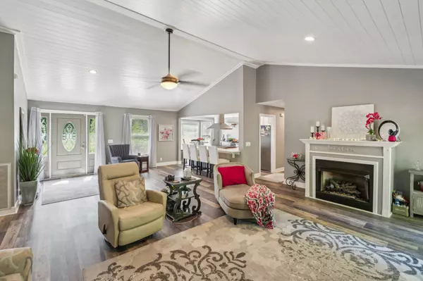 Greenbrier, TN 37073,1001 Red Oak Dr