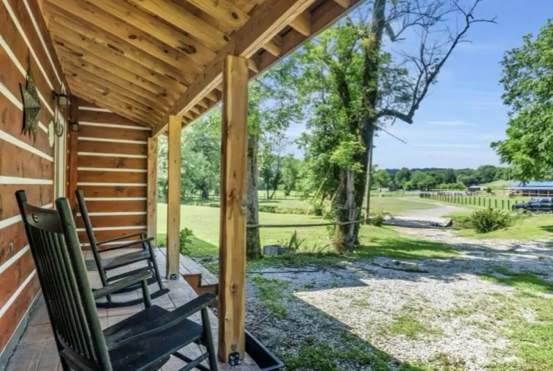 Lynnville, TN 38472,13546 Campbellsville Rd