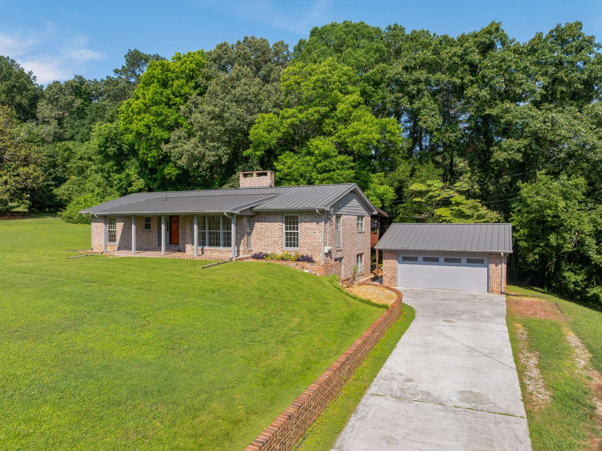 Chattanooga, TN 37406,2411 Woolson Road