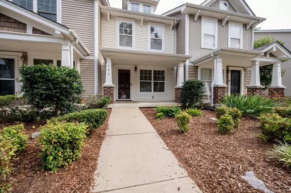 Nashville, TN 37217,482 Flintlock Ct