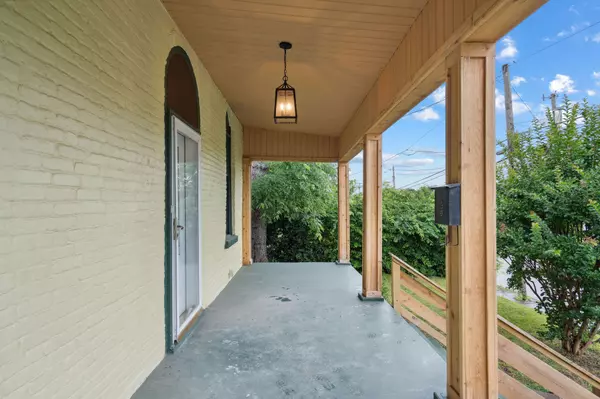 Nashville, TN 37208,1717 Heiman St