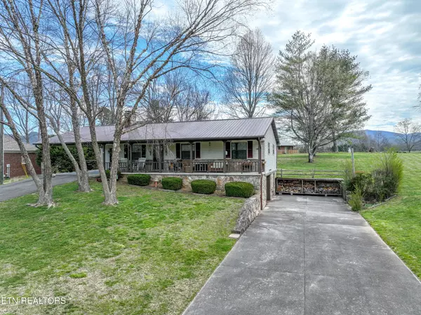 Townsend, TN 37882,311 E Chestnut Hill Rd