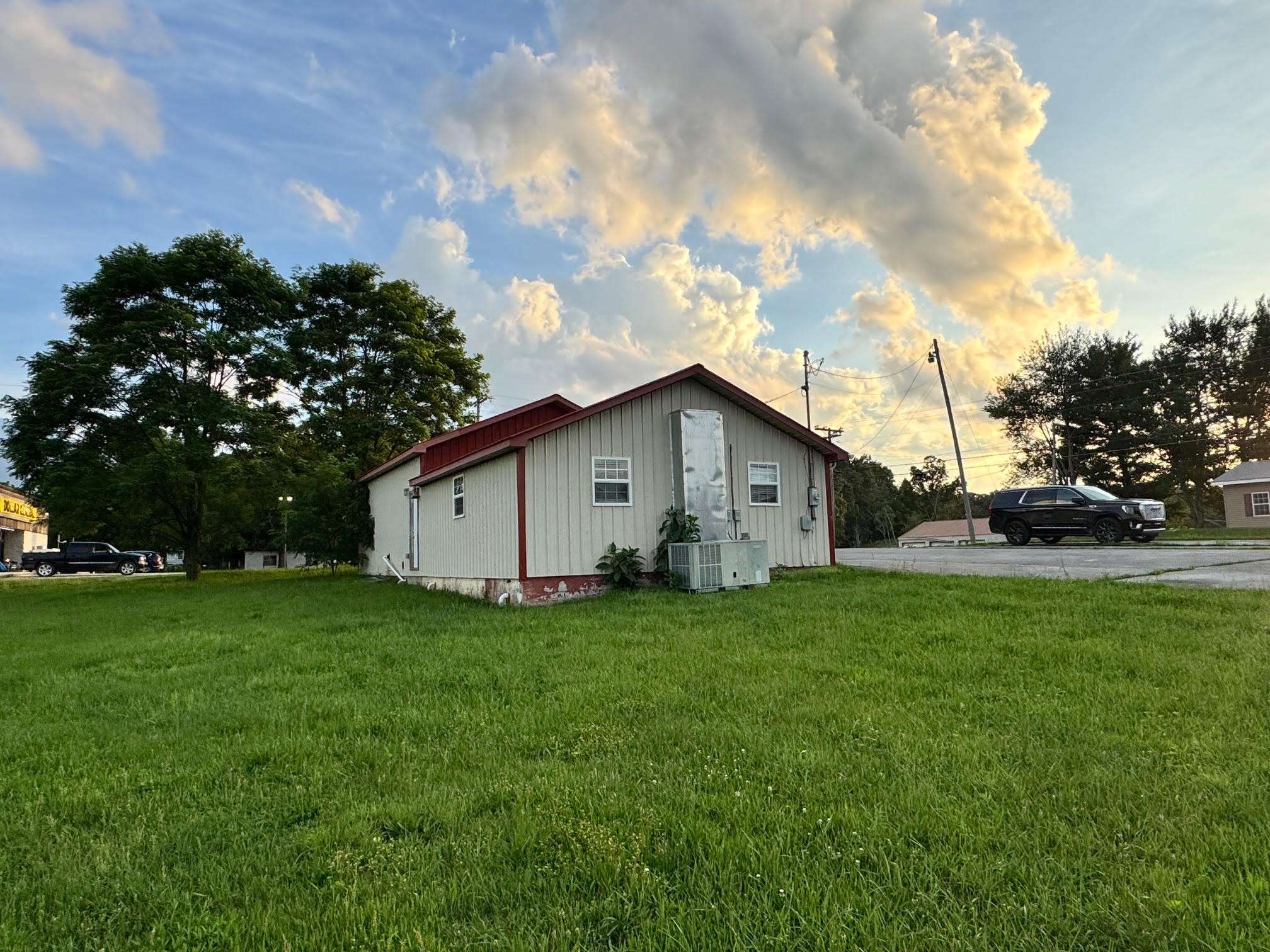 Grimsley, TN 38565,5521 York Hwy #S