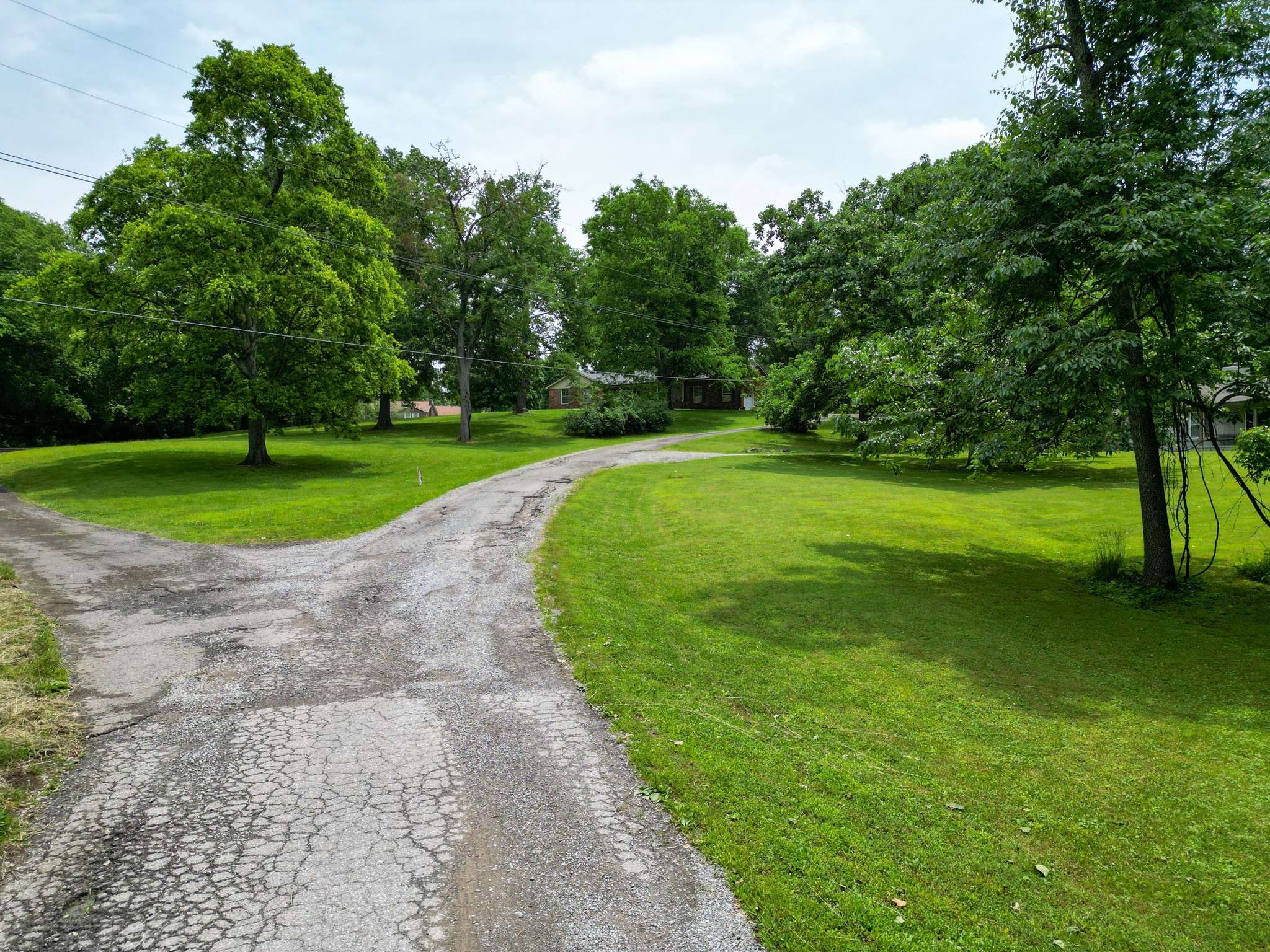Hendersonville, TN 37075,1094B Center Point Rd