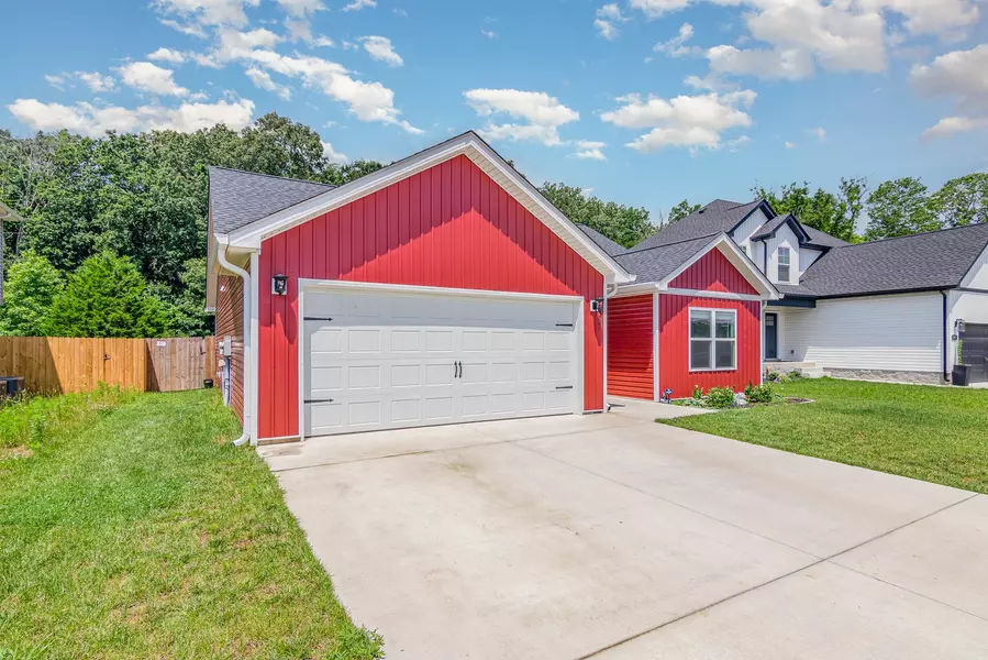 1357 Isaiah Dr, Clarksville, TN 37042