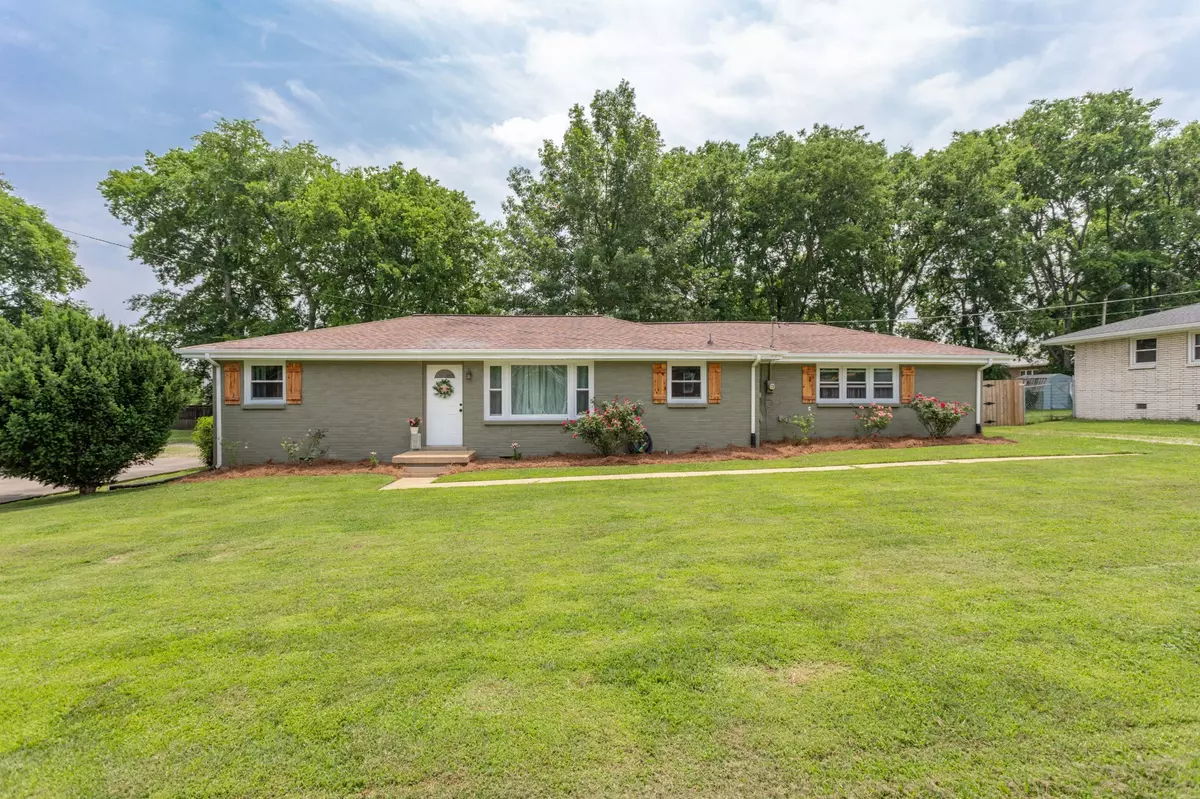 Hendersonville, TN 37075,121 Haven St