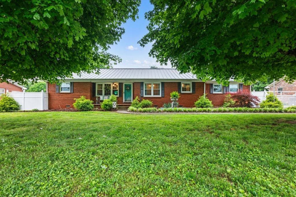 108 Van Buren St, Mcminnville, TN 37110