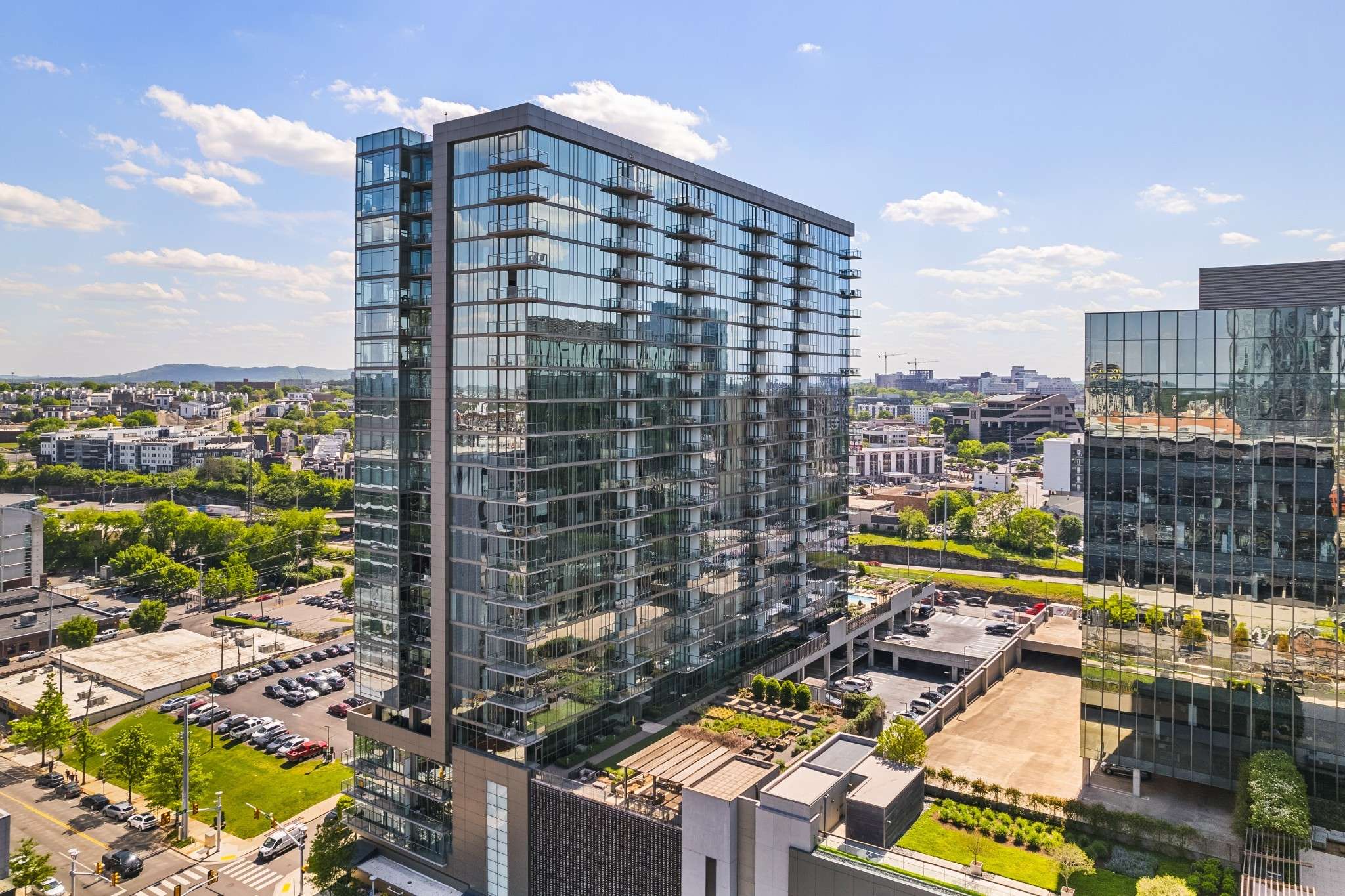 1212 Laurel St #1106, Nashville, TN 37203