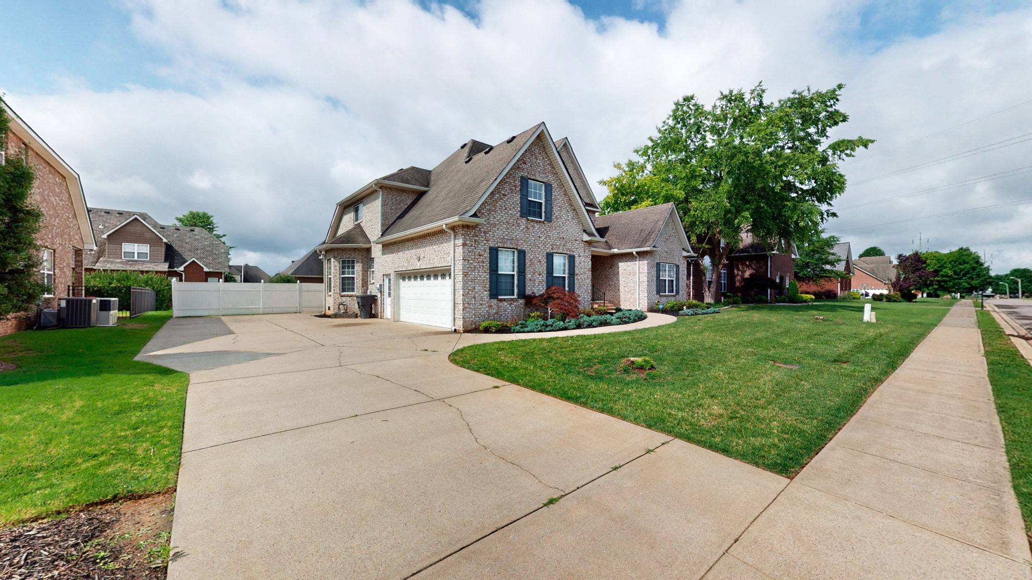 Murfreesboro, TN 37128,3325 Geneva Dr