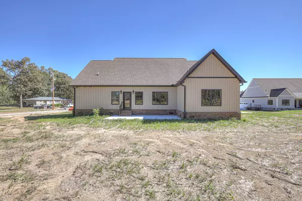 Wartrace, TN 37183,333 Brinkley Road