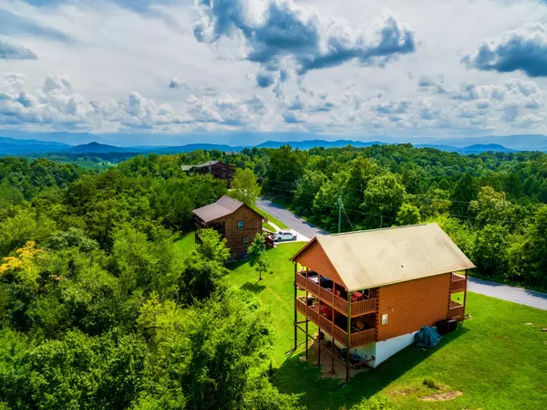 Sevierville, TN 37876,410 Oak Sky Way
