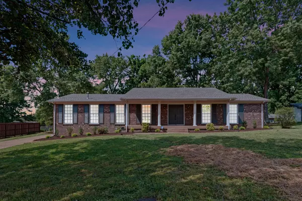 Hermitage, TN 37076,512 Saint Paul Ct