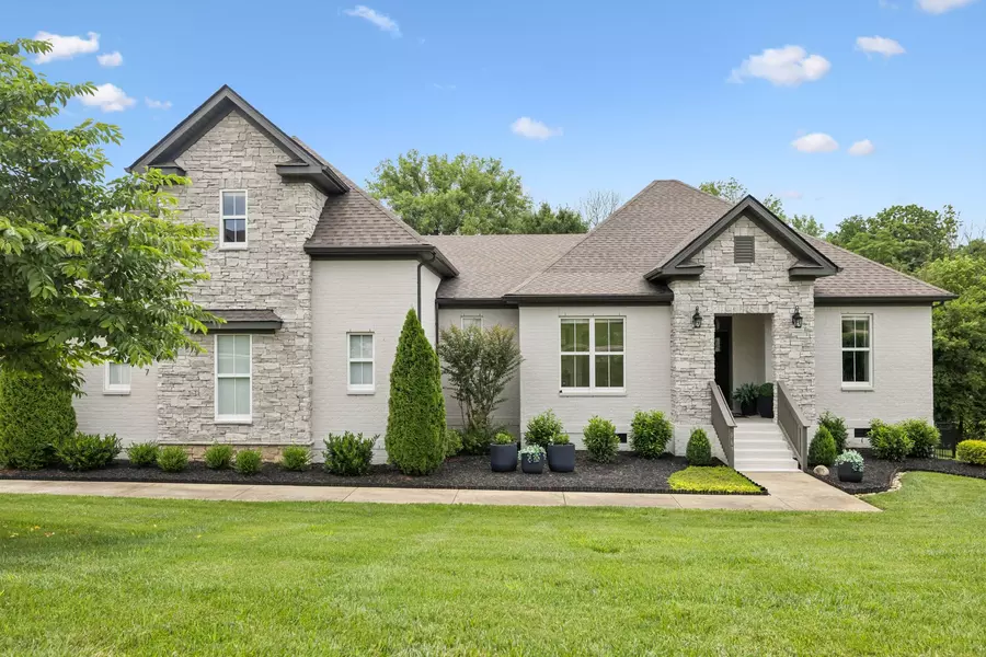 967 Nashs Nook, Columbia, TN 38401