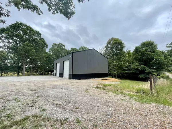 Dickson, TN 37055,4117 Highway 70 #W