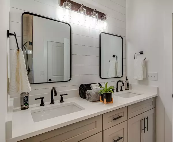 Nashville, TN 37208,1629 12th Ave #N