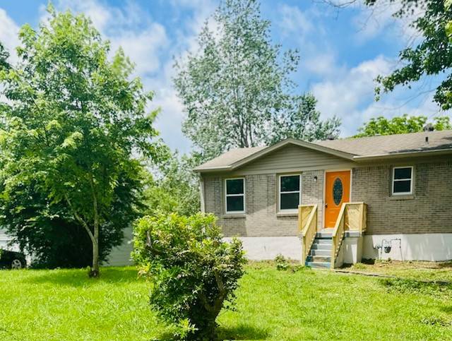 209 Granada Dr, Columbia, TN 38401
