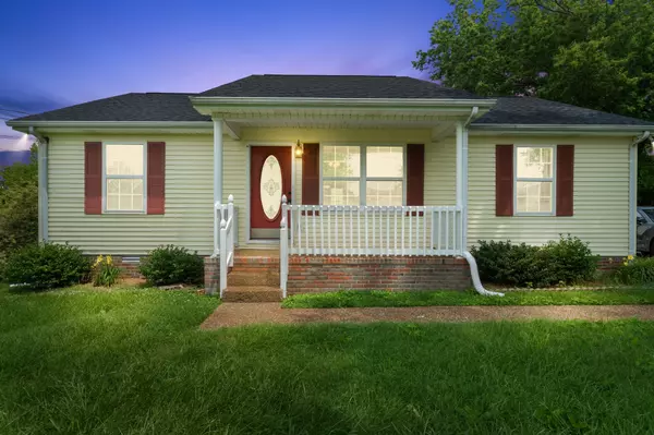 Portland, TN 37148,756 College St