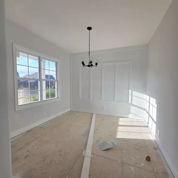 Clarksville, TN 37043,373 Wesson Dr