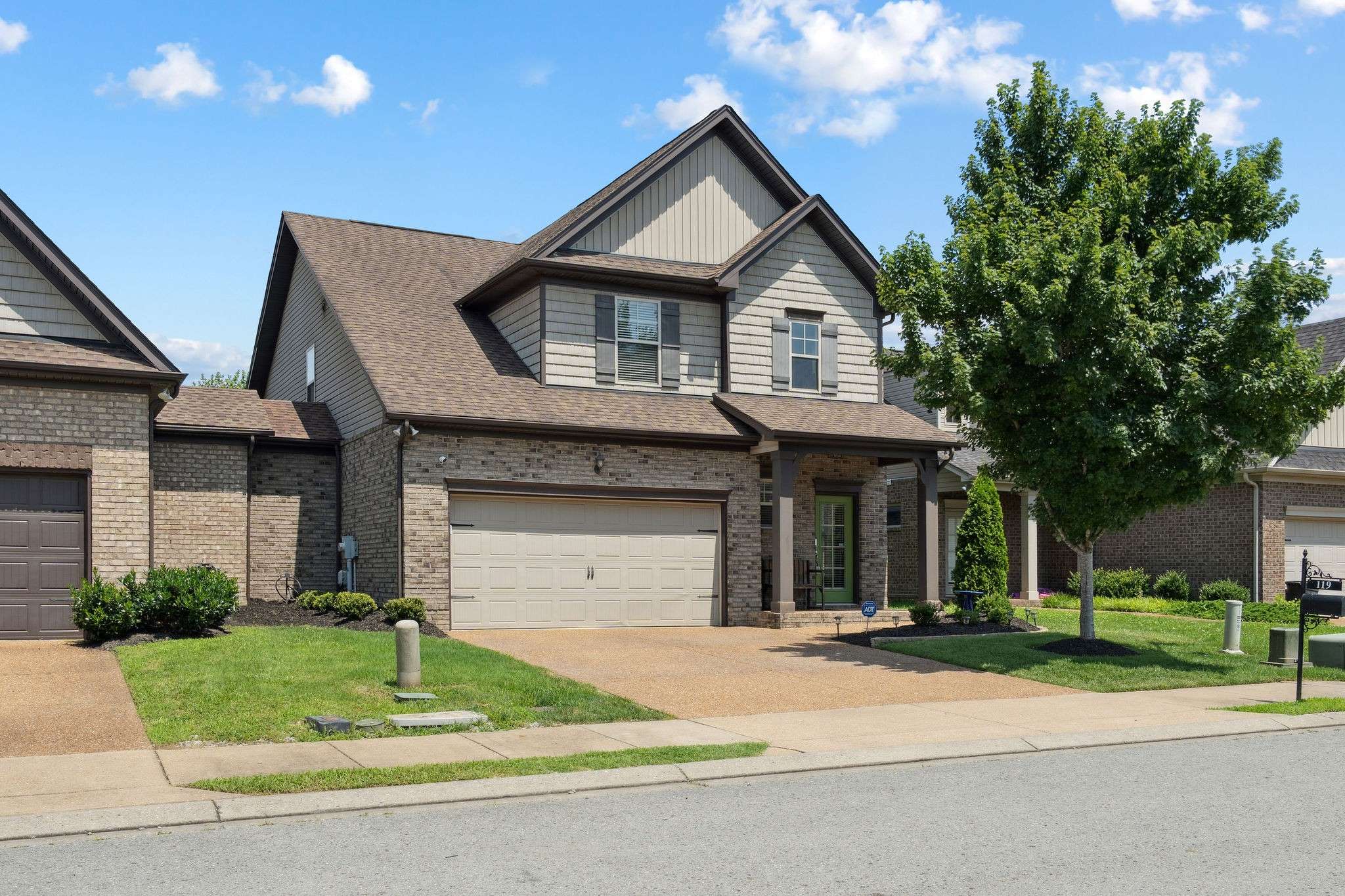 119 Trenton Ln, Hendersonville, TN 37075