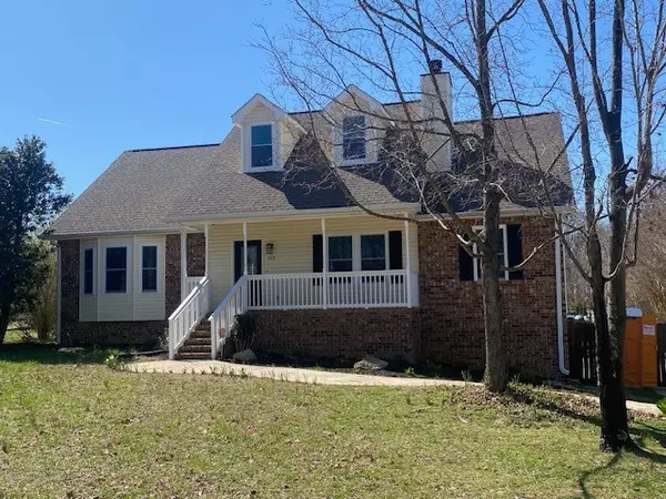 205 Lone Oak Dr,  White House,  TN 37188