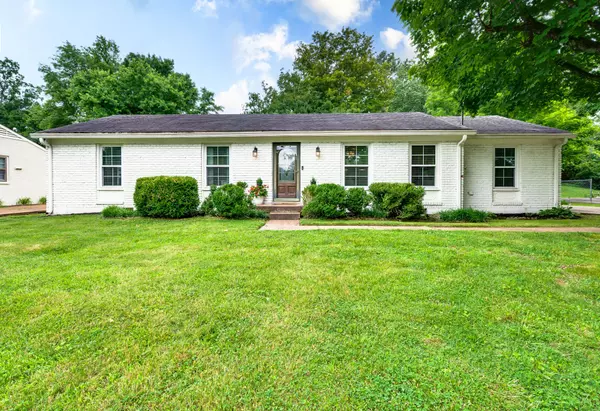 325 Binkley Dr, Nashville, TN 37211