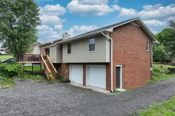 Hendersonville, TN 37075,145 Hillside Dr