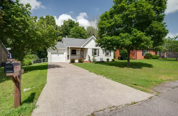 187 Bonnafield Dr, Hermitage, TN 37076
