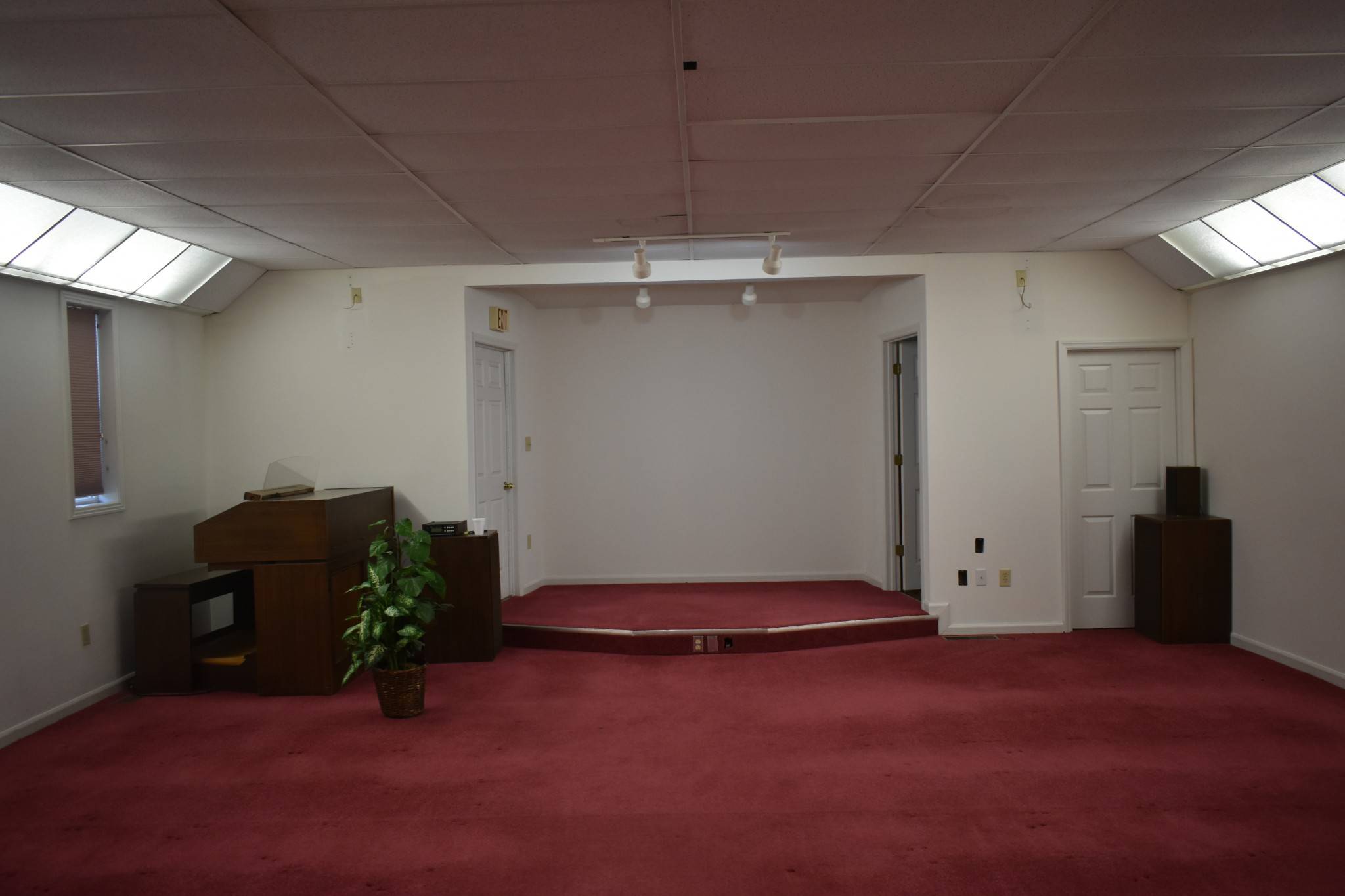 Lancaster, TN 38569,742 Lancaster Hwy