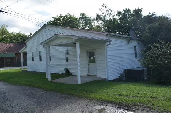 Lancaster, TN 38569,742 Lancaster Hwy