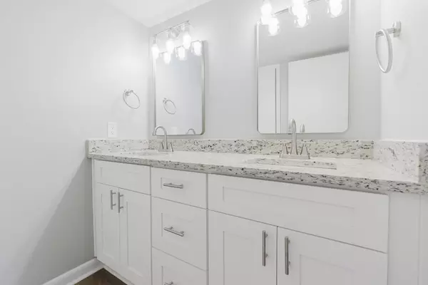 Nashville, TN 37211,4958 Edmondson Pike #12