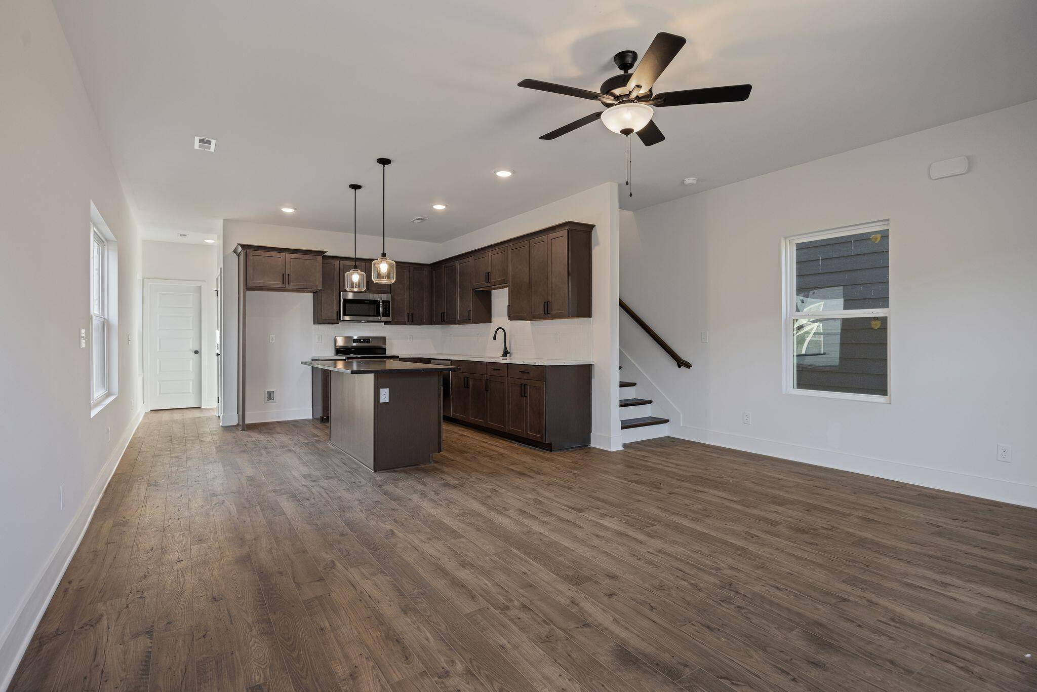Chattanooga, TN 37404,1809 Cotton Way