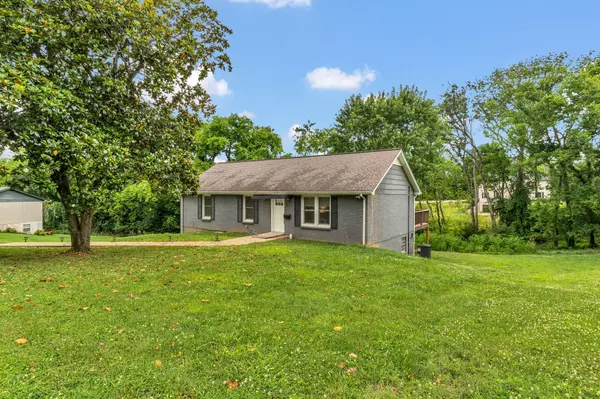 Hendersonville, TN 37075,105 Donmond Dr