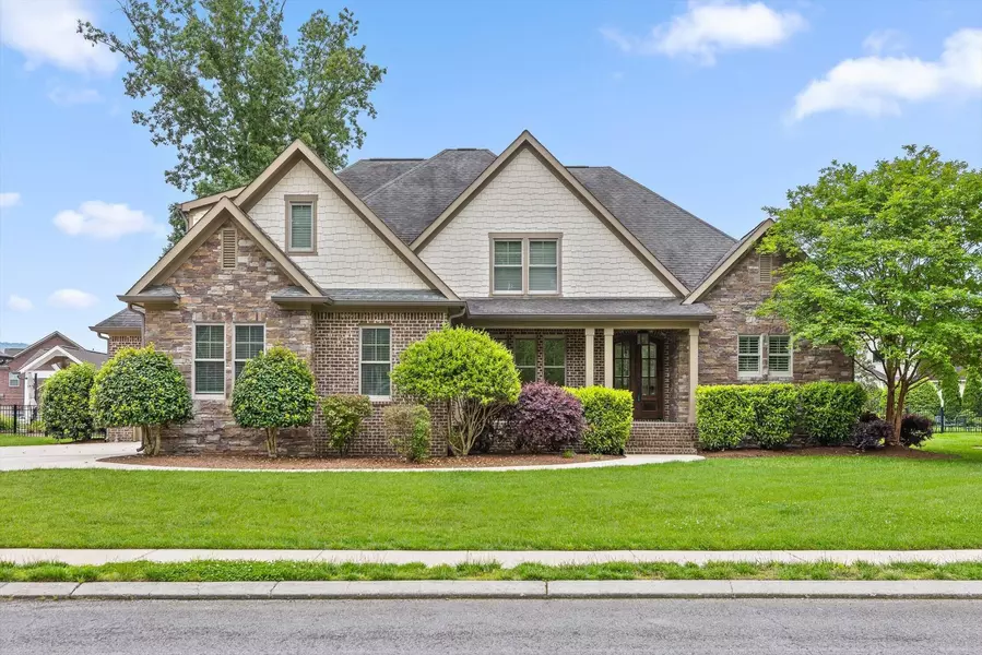 8342 Georgetown Bay Drive, Ooltewah, TN 37363