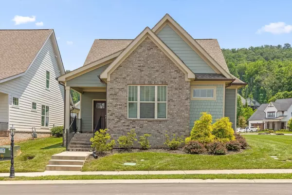 Ooltewah, TN 37363,9614 Mulberry Gap Way