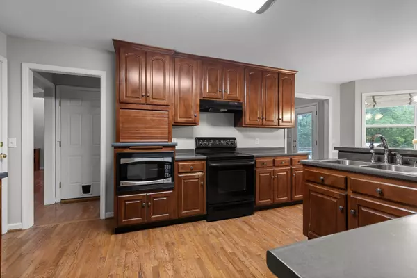 Ooltewah, TN 37363,9713 Homewood Circle