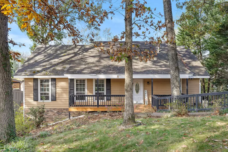 4906 Shoreline Drive, Chattanooga, TN 37416