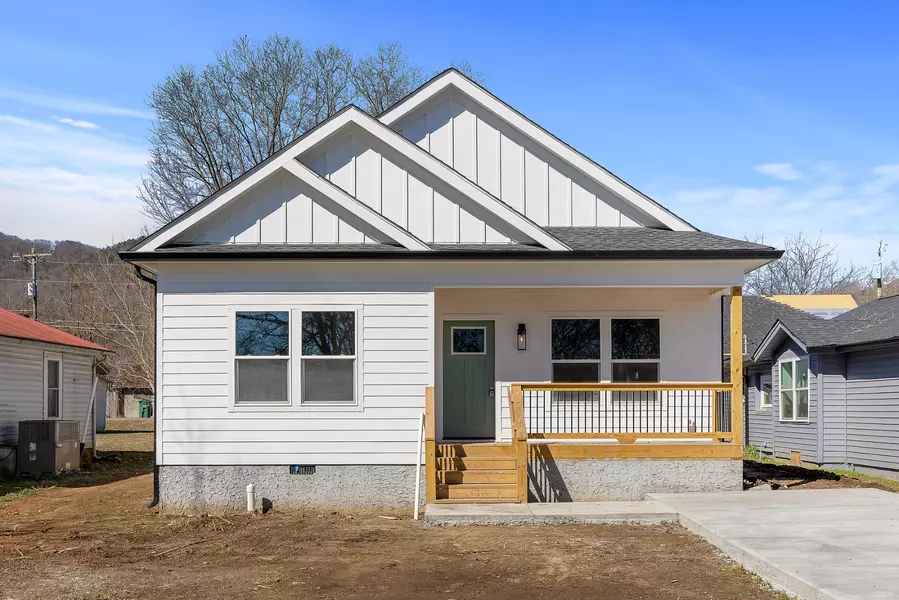 116 Magnolia Avenue, South Pittsburg, TN 37380