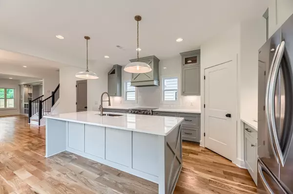 Nashville, TN 37209,549A Stevenson St