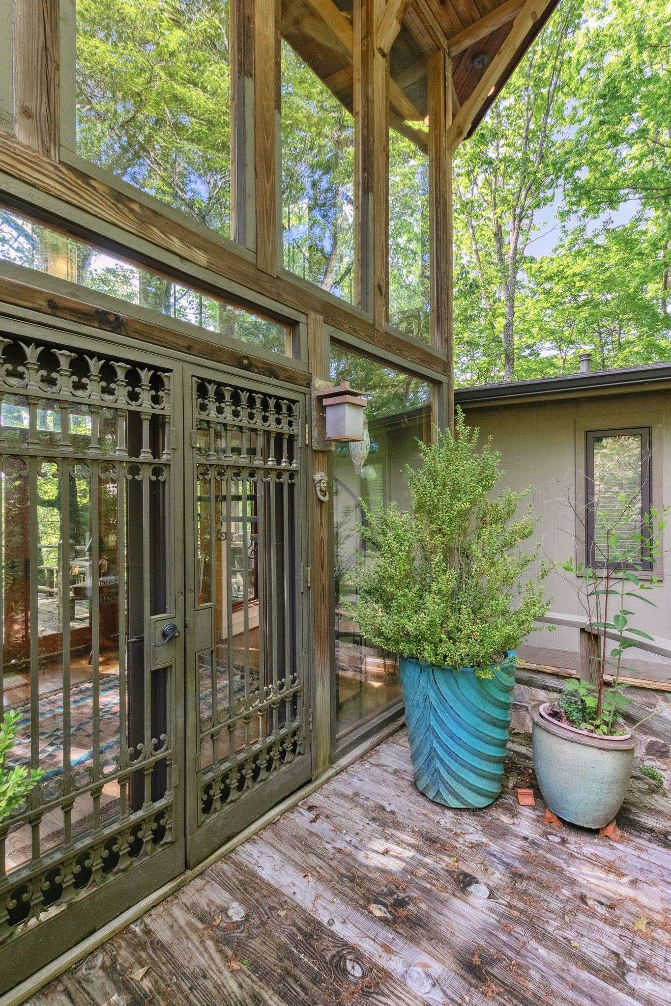 Monteagle, TN 37356,232 Hollingsworth Cove Rd
