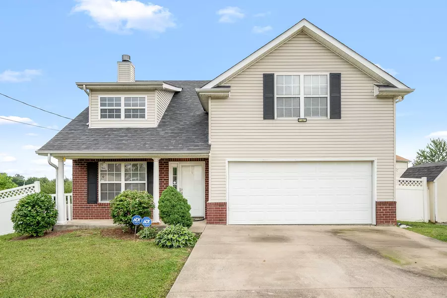 1346 Tonya Dr, La Vergne, TN 37086