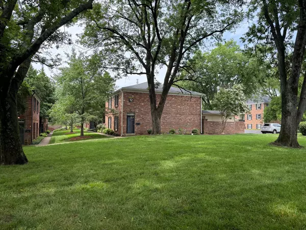 Nashville, TN 37215,5025 Hillsboro Pike #12H