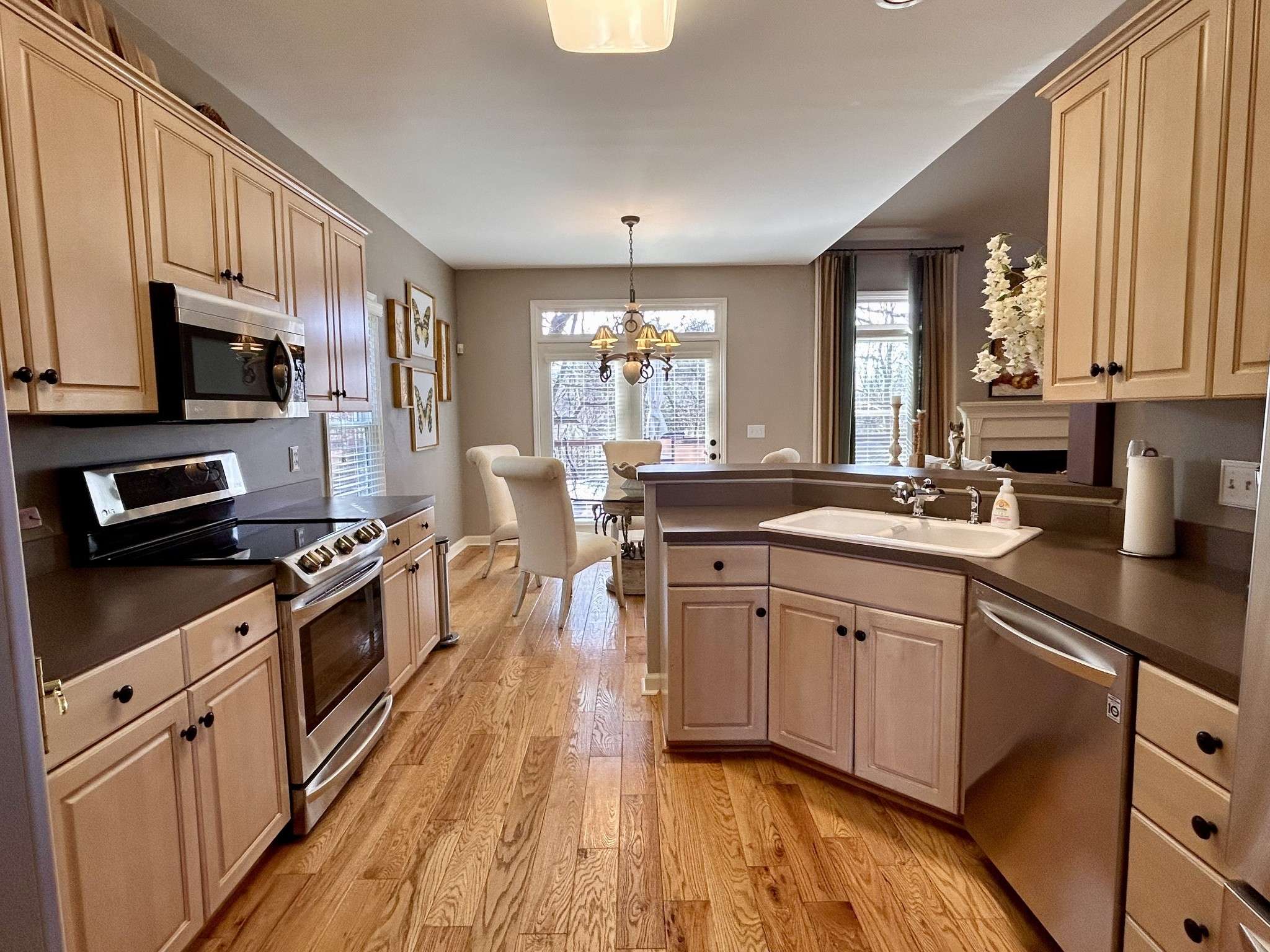 Nashville, TN 37214,517 Rivercrest Cv