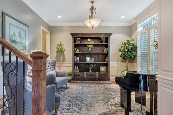 Murfreesboro, TN 37129,2811 Craythorne Dr