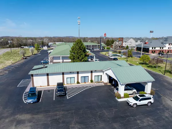 Lebanon, TN 37090,914 Murfreesboro Rd