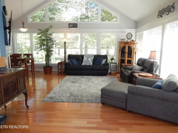 Crossville, TN 38571,158 Goose Pointe Circle