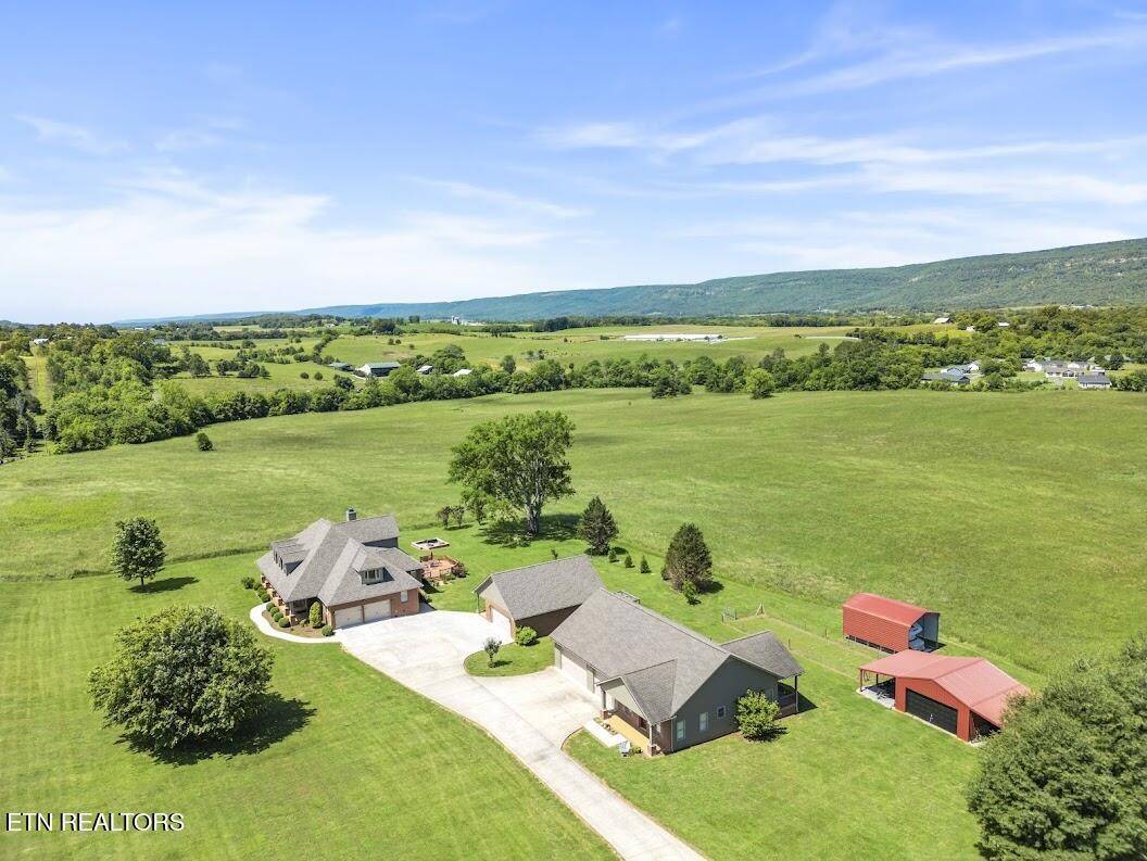 2091 Wesley Chapel Rd, Pikeville, TN 37367