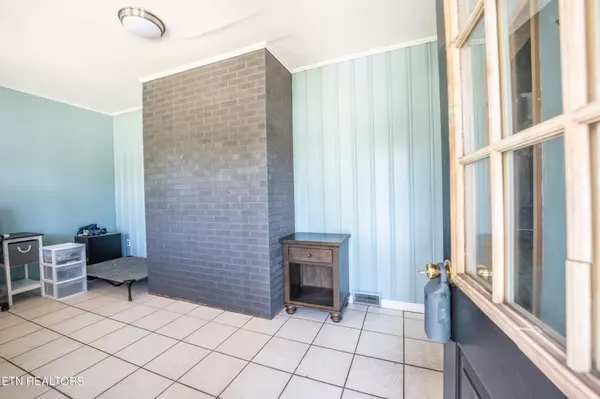 Rockwood, TN 37854,133 N Ridge Ave