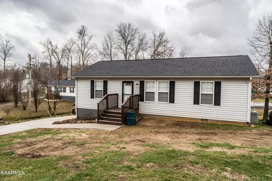 16 Rusty Blue Drive, Crossville, TN 38555
