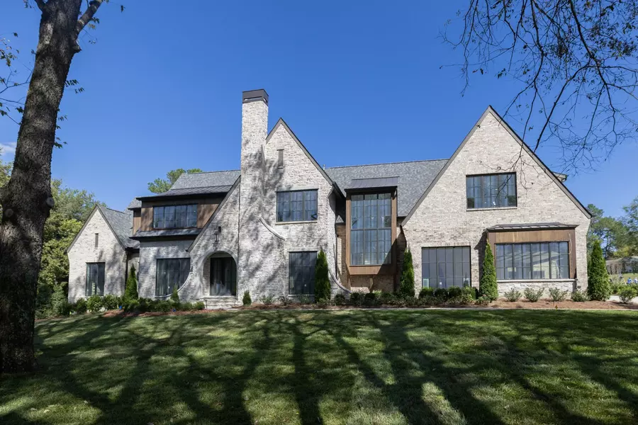 1427 Parker Pl, Brentwood, TN 37027